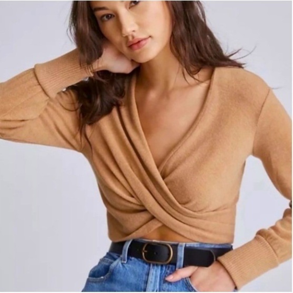 Anthropologie‎ Twist Front V-Neck Crop Sweater Long Sleeve Camel Brown Neutral S